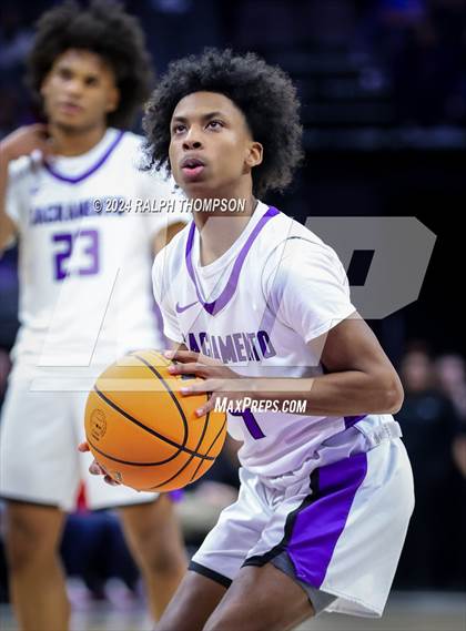 Thumbnail 3 in Christian Brothers vs. Sacramento (CIF SJS D-3 Final) photogallery.