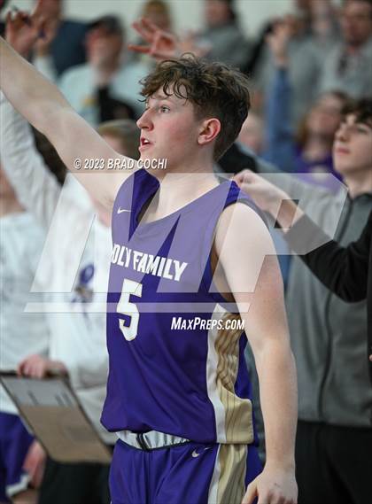 Thumbnail 3 in Kent Denver vs. Holy Family photogallery.