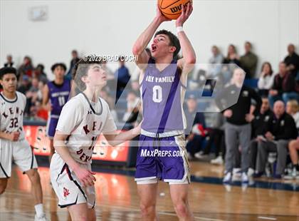 Thumbnail 3 in Kent Denver vs. Holy Family photogallery.