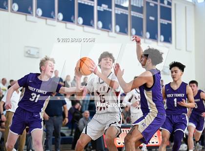 Thumbnail 3 in Kent Denver vs. Holy Family photogallery.