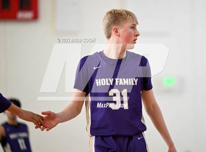 Thumbnail 3 in Kent Denver vs. Holy Family photogallery.