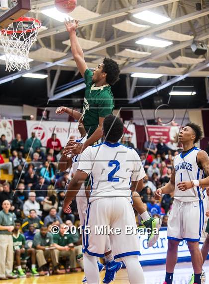 Thumbnail 2 in Kinston vs. Trenton Catholic Academy (Spalding HoopHall Classic) photogallery.