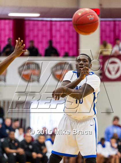 Thumbnail 1 in Kinston vs. Trenton Catholic Academy (Spalding HoopHall Classic) photogallery.