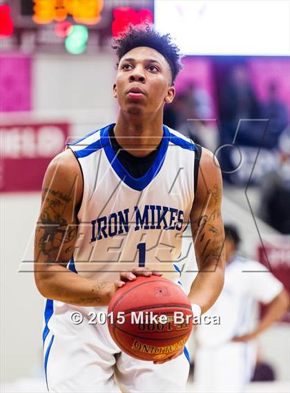 Thumbnail 2 in Kinston vs. Trenton Catholic Academy (Spalding HoopHall Classic) photogallery.