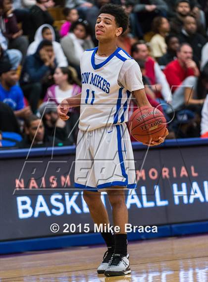 Thumbnail 3 in Kinston vs. Trenton Catholic Academy (Spalding HoopHall Classic) photogallery.