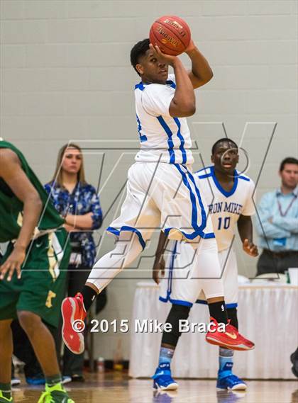 Thumbnail 2 in Kinston vs. Trenton Catholic Academy (Spalding HoopHall Classic) photogallery.