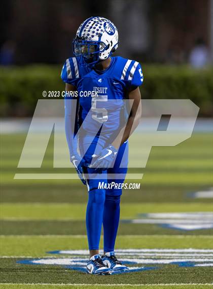 Thumbnail 2 in Tampa Catholic @ Jesuit photogallery.