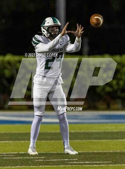 Thumbnail 1 in Tampa Catholic @ Jesuit photogallery.