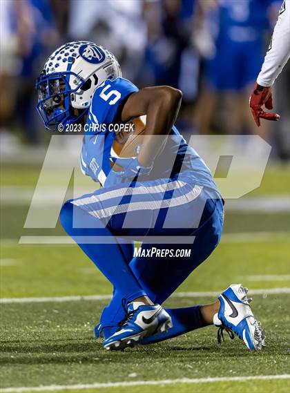 Thumbnail 1 in Tampa Catholic @ Jesuit photogallery.