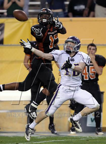 Thumbnail 2 in Queen Creek vs. Desert Edge (AIA D3 Final) photogallery.