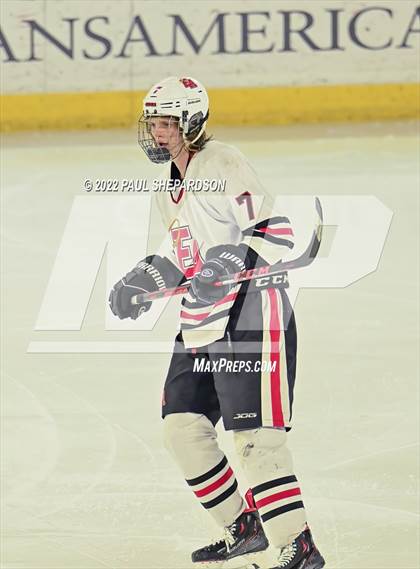 Thumbnail 3 in Denver East vs. Ralston Valley (CHSAA 5A State Semifinal Game) photogallery.