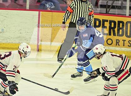 Thumbnail 3 in Denver East vs. Ralston Valley (CHSAA 5A State Semifinal Game) photogallery.