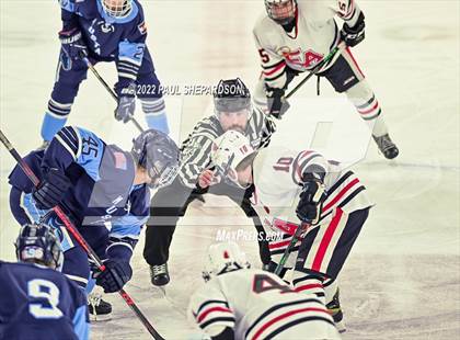 Thumbnail 2 in Denver East vs. Ralston Valley (CHSAA 5A State Semifinal Game) photogallery.