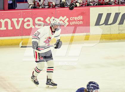 Thumbnail 3 in Denver East vs. Ralston Valley (CHSAA 5A State Semifinal Game) photogallery.