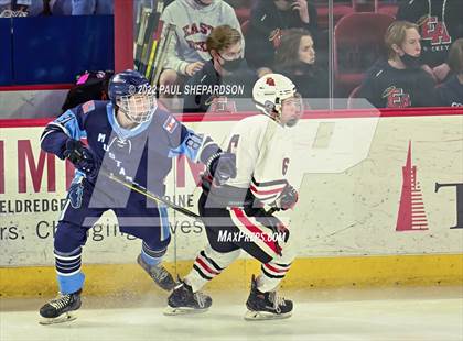 Thumbnail 1 in Denver East vs. Ralston Valley (CHSAA 5A State Semifinal Game) photogallery.
