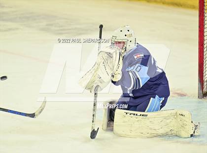 Thumbnail 3 in Denver East vs. Ralston Valley (CHSAA 5A State Semifinal Game) photogallery.