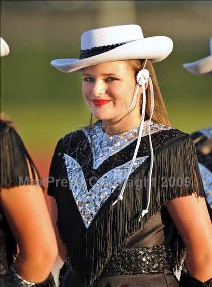 Thumbnail 2 in Guyer @ Smith photogallery.