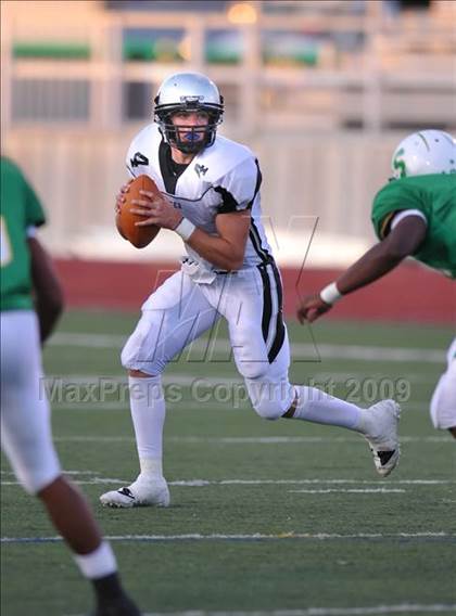 Thumbnail 1 in Guyer @ Smith photogallery.