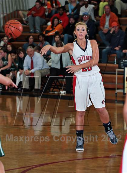 Thumbnail 3 in Carter @ South-Doyle photogallery.