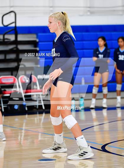 Thumbnail 1 in Branham vs. Hillsdale (Peninsula Classic Tournament) photogallery.