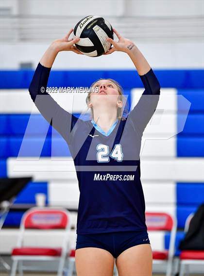 Thumbnail 2 in Branham vs. Hillsdale (Peninsula Classic Tournament) photogallery.