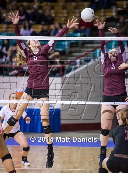 Thumbnail 1 in Ponderosa vs. Cheyenne Mountain (CHSAA 4A Semifinal) photogallery.