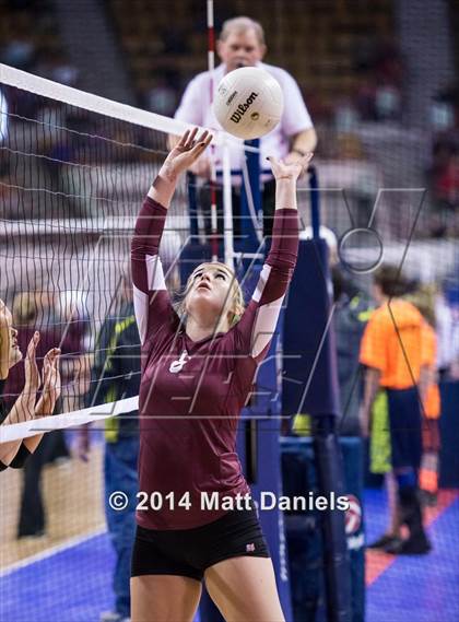 Thumbnail 2 in Ponderosa vs. Cheyenne Mountain (CHSAA 4A Semifinal) photogallery.