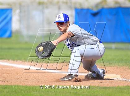 Thumbnail 1 in Charter Oak @ Los Altos photogallery.