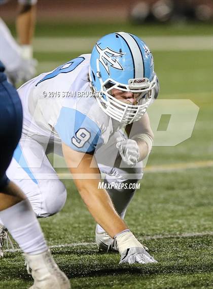 Thumbnail 3 in Beckman vs Corona del Mar photogallery.