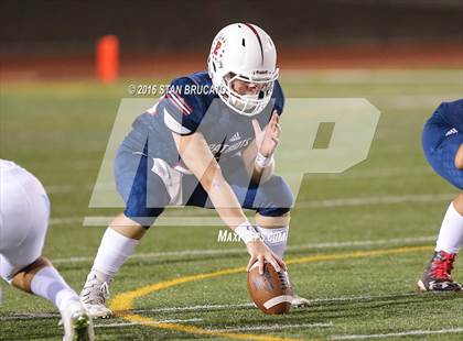 Thumbnail 2 in Beckman vs Corona del Mar photogallery.