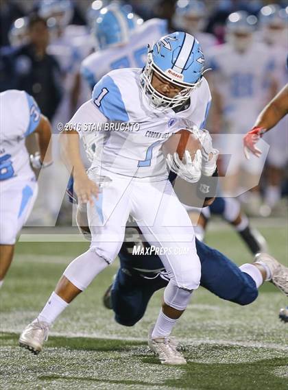 Thumbnail 3 in Beckman vs Corona del Mar photogallery.