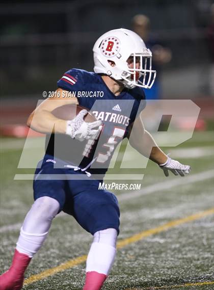Thumbnail 3 in Beckman vs Corona del Mar photogallery.