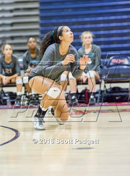 Thumbnail 3 in Santiago @ Great Oak photogallery.