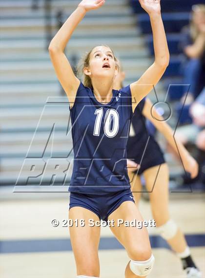 Thumbnail 1 in Santiago @ Great Oak photogallery.