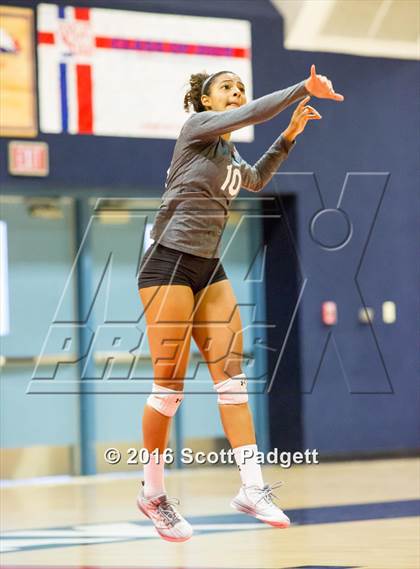 Thumbnail 3 in Santiago @ Great Oak photogallery.