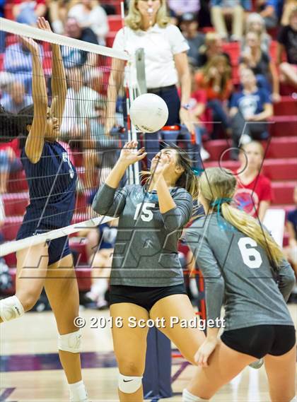 Thumbnail 3 in Santiago @ Great Oak photogallery.