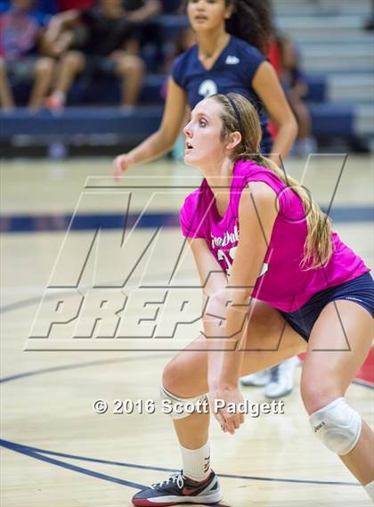 Thumbnail 2 in Santiago @ Great Oak photogallery.