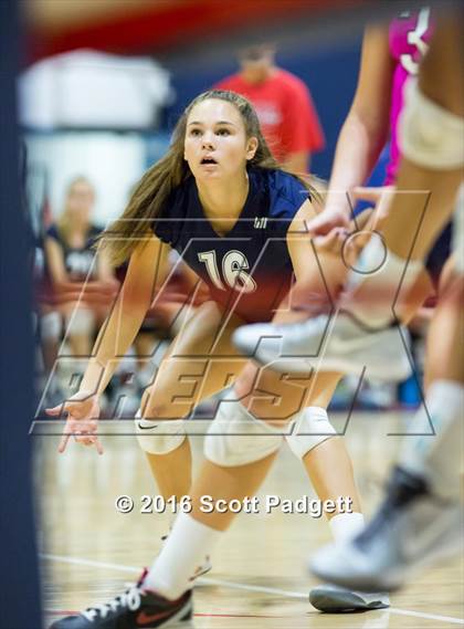 Thumbnail 3 in Santiago @ Great Oak photogallery.