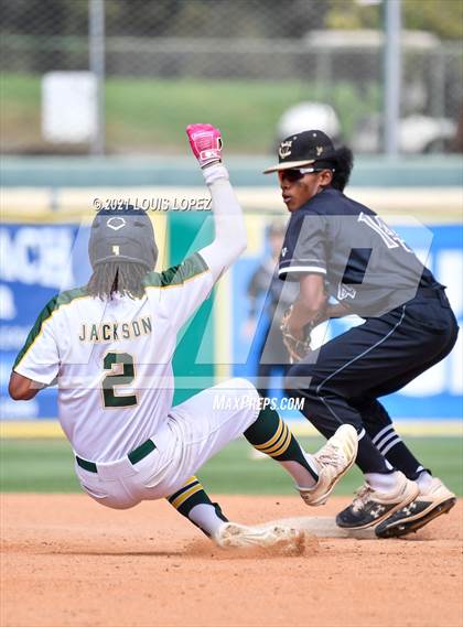 Thumbnail 1 in Cajon vs. Citrus Valley (CIF SS DIV 5 Championship) photogallery.