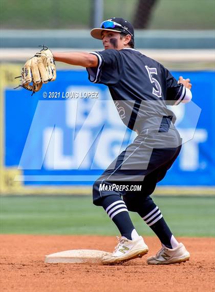 Thumbnail 2 in Cajon vs. Citrus Valley (CIF SS DIV 5 Championship) photogallery.