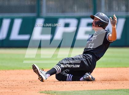 Thumbnail 3 in Cajon vs. Citrus Valley (CIF SS DIV 5 Championship) photogallery.