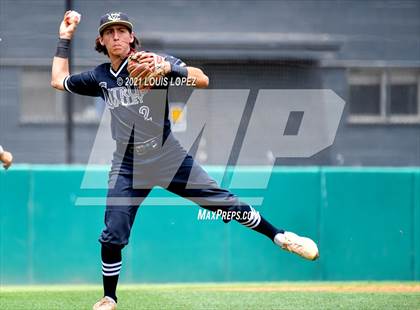 Thumbnail 2 in Cajon vs. Citrus Valley (CIF SS DIV 5 Championship) photogallery.