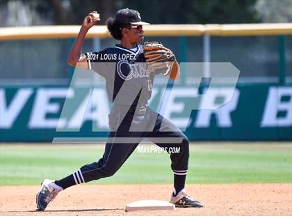 Thumbnail 2 in Cajon vs. Citrus Valley (CIF SS DIV 5 Championship) photogallery.