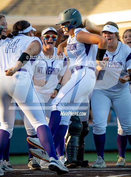 Thumbnail 2 in Mount Vernon @ Hughes Springs (UIL 3A Region II Final Game 1) photogallery.