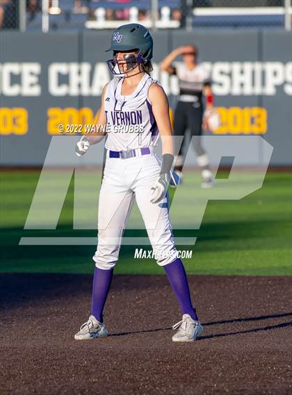 Thumbnail 2 in Mount Vernon @ Hughes Springs (UIL 3A Region II Final Game 1) photogallery.