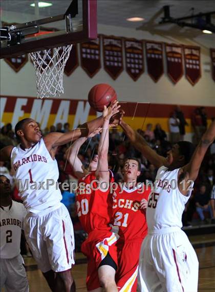 Thumbnail 1 in Cathedral Catholic @ Alemany (CIF D3 SoCal Semifinals) photogallery.