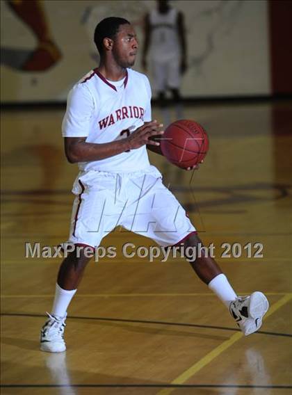 Thumbnail 2 in Cathedral Catholic @ Alemany (CIF D3 SoCal Semifinals) photogallery.