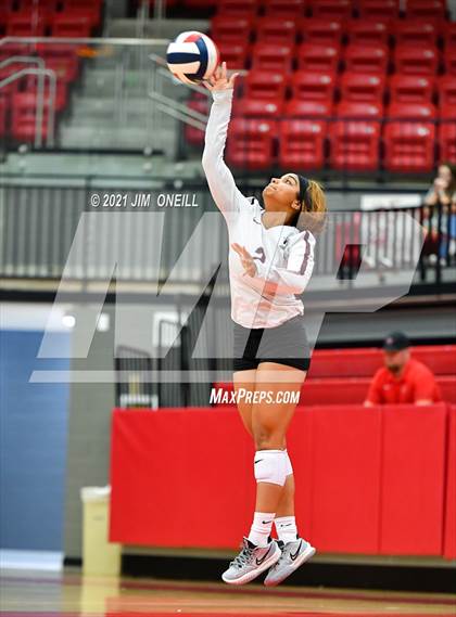 Thumbnail 3 in Lewisville @ Coppell photogallery.