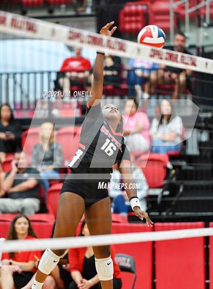 Thumbnail 1 in Lewisville @ Coppell photogallery.