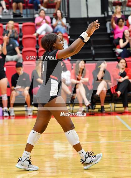 Thumbnail 1 in Lewisville @ Coppell photogallery.